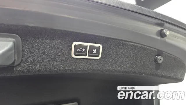 Genesis G80 Бензин 2.5 турбо 2WD — Фото автомобиля 17