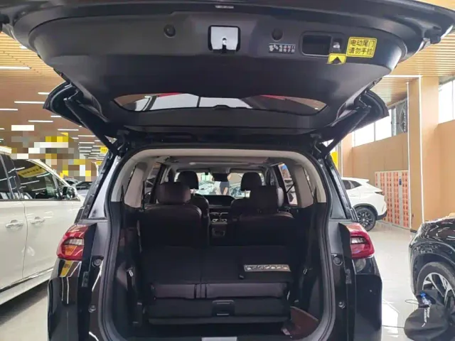 GAC Trumpchi M6 — Фото автомобиля 18