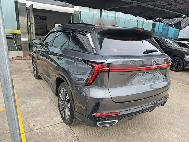 Changan CS75 Plus — Фото автомобиля 4