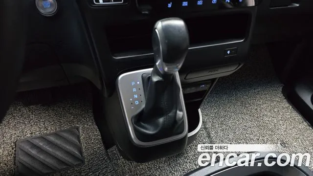 Hyundai Staria — Фото автомобиля 9