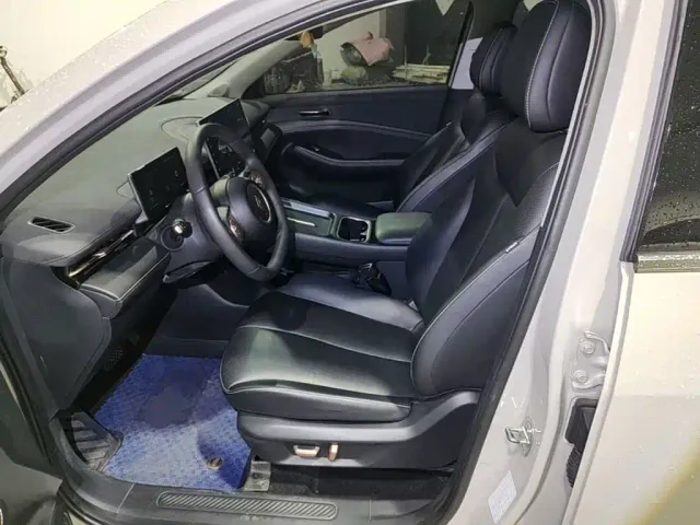 Baojun Yunhai — Фото автомобиля 14