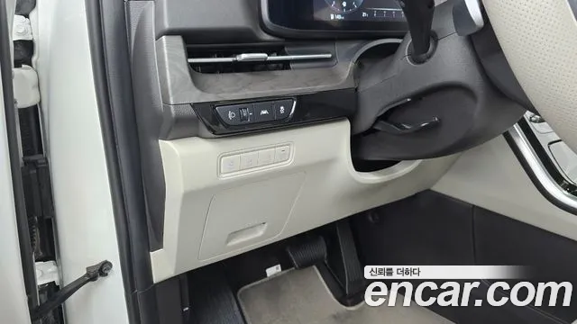 Kia Carnival 4th Gen — Фото автомобиля 25