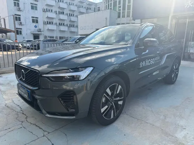 Фотография автомобиля — Volvo XC60