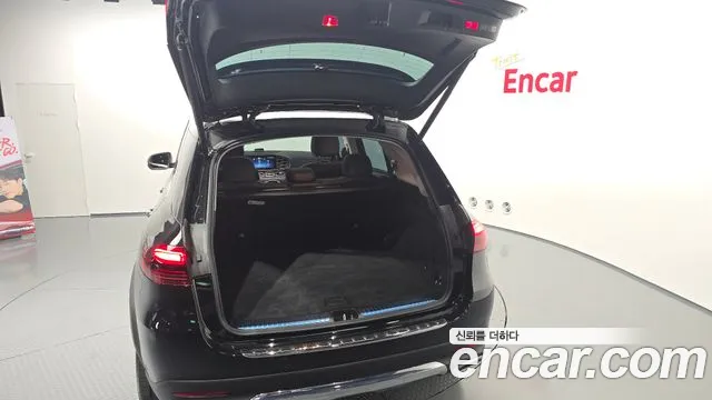 Mercedes-Benz GLE-Class — Фото автомобиля 29