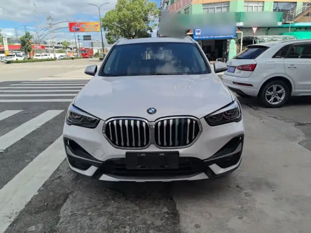 BMW X1 — Фото автомобиля 2