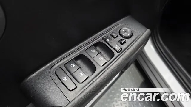 Hyundai Casper Electric — Фото автомобиля 27