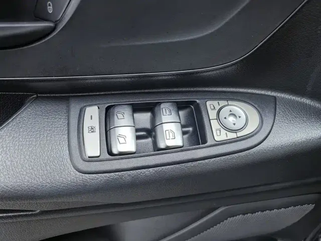 Mercedes-Benz Vito — Фото автомобиля 9