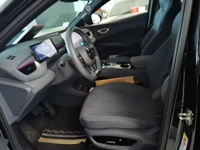 BYD Seal 06 GT — Фото автомобиля 14