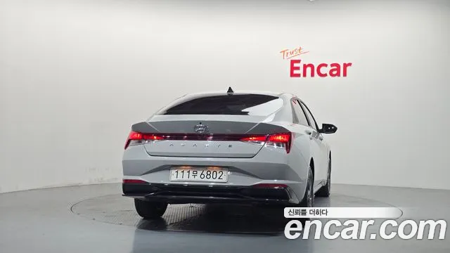 Hyundai Avante CN7 — Фото автомобиля 4