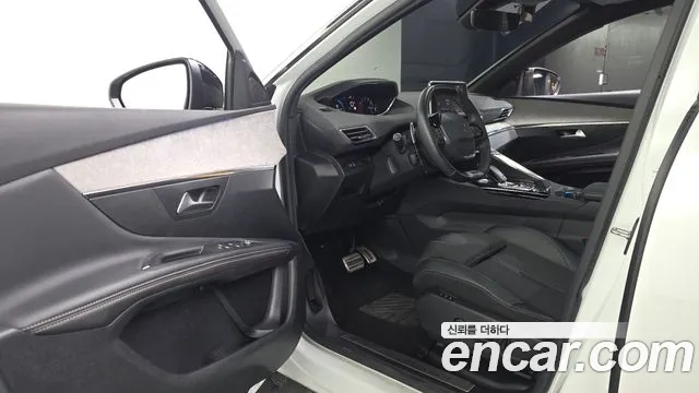 Peugeot 3008 — Фото автомобиля 2