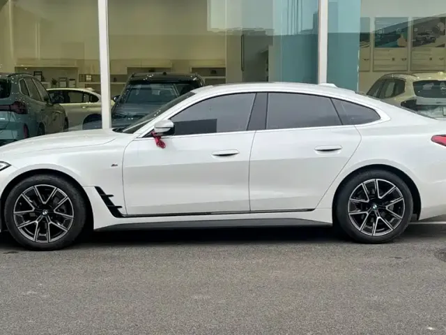 BMW 4 Series — Фото автомобиля 5
