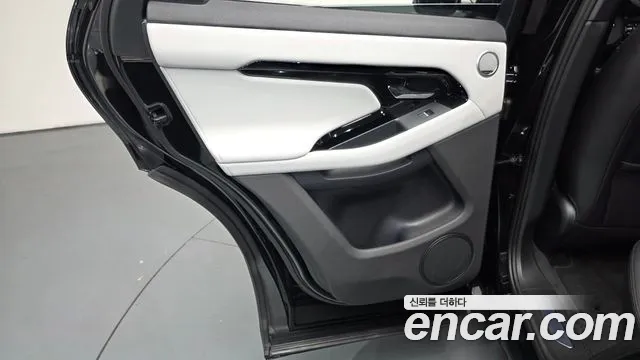 Land Rover Range Rover Evoque 2nd Gen — Фото автомобиля 14