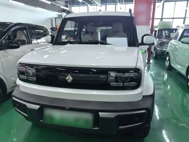 Baojun Yep — Фото автомобиля 2