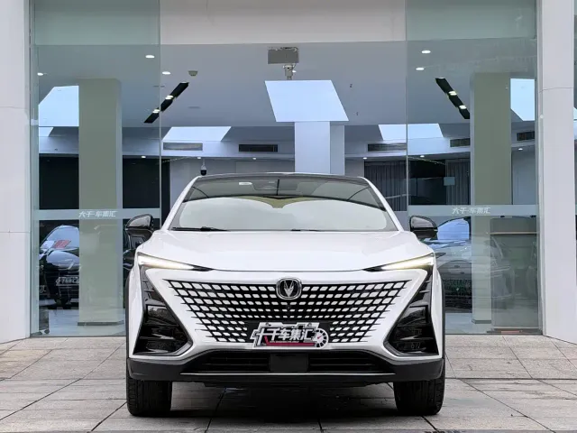 Changan UNI-T — Фото автомобиля 2