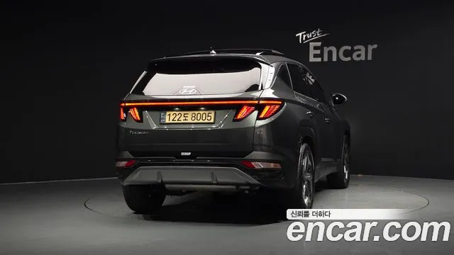 Hyundai Tucson Tucson (NX4) Бензин 1.6 турбо 2WD — Фото автомобиля 4