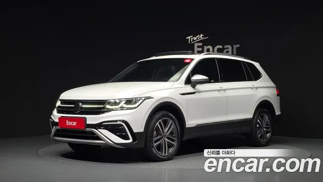 Фотография автомобиля — Volkswagen Tiguan