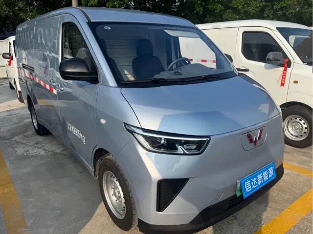 Wuling Yangguang — Фото автомобиля 2