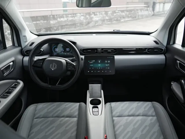 Leapmotor T03 — Фото автомобиля 13