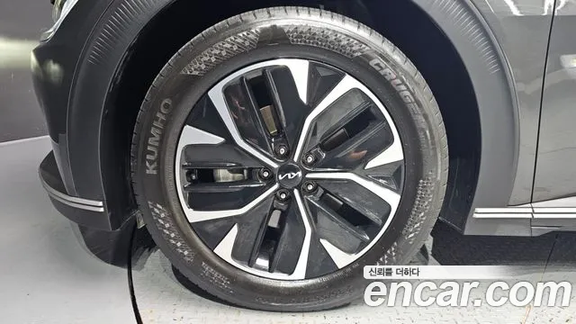 Kia EV6 — Фото автомобиля 5