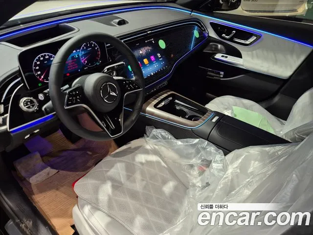 Mercedes-Benz E-Class — Фото автомобиля 17