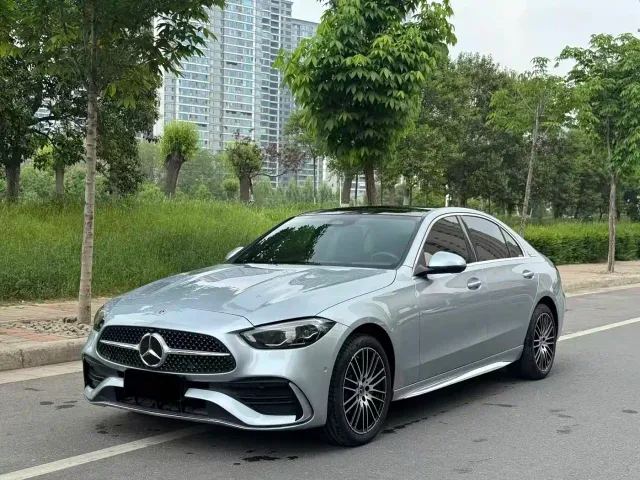 Mercedes-Benz C-Class — Фото автомобиля 2