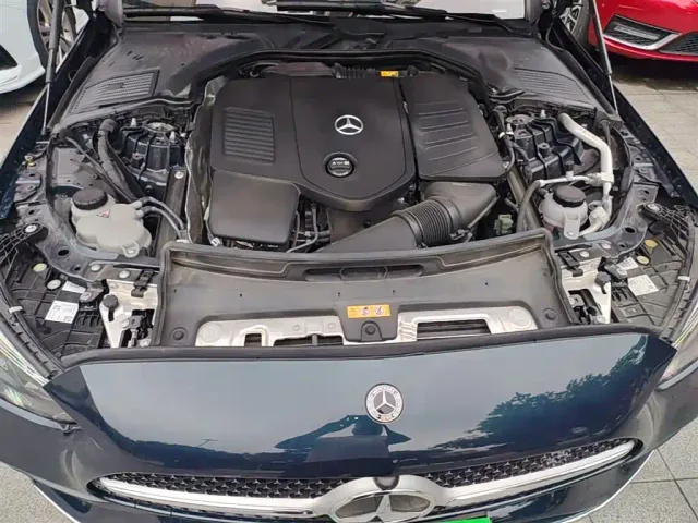 Mercedes-Benz C-Class — Фото автомобиля 19