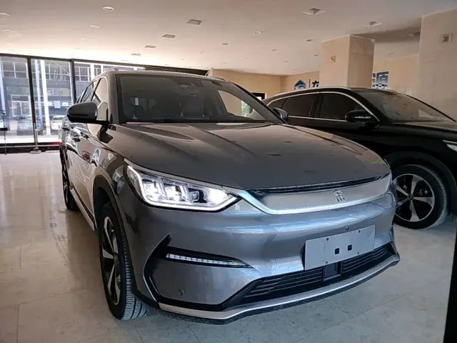 BYD Song PLUS — Фото автомобиля 2