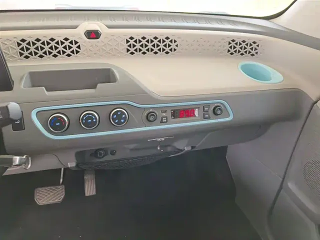 DFSK Mini EV — Фото автомобиля 12