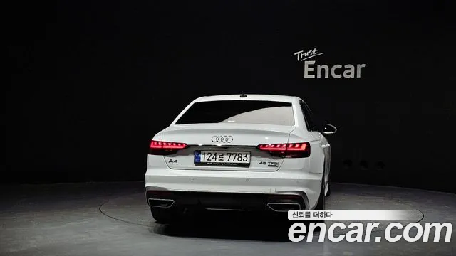 Audi A4 45 TFSI quattro Premium — Фото автомобиля 4