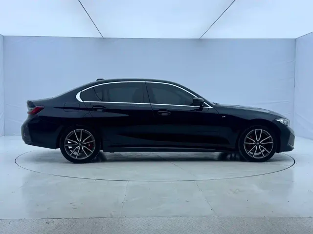 BMW 3 Series — Фото автомобиля 9