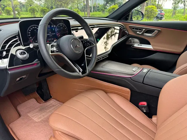 Mercedes-Benz E-Class — Фото автомобиля 5