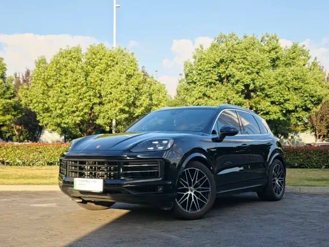 Фотография автомобиля — Porsche Cayenne