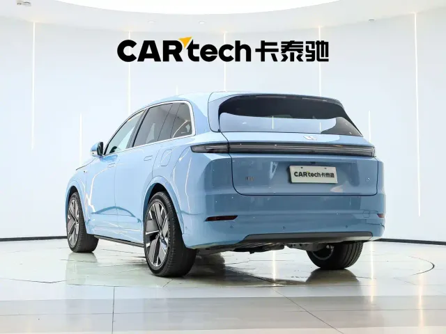 Li Auto L7 — Фото автомобиля 6