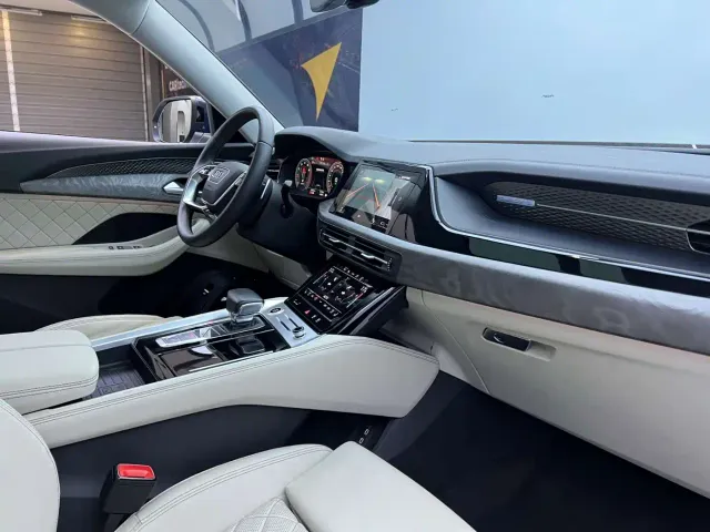 Audi Q6 — Фото автомобиля 5