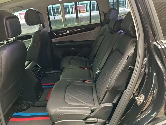 Volkswagen Teramont — Фото автомобиля 16