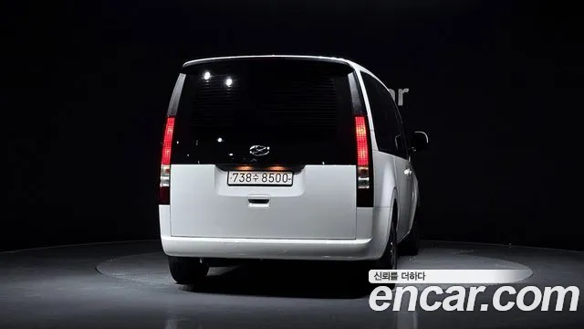 Hyundai Staria — Фото автомобиля 3