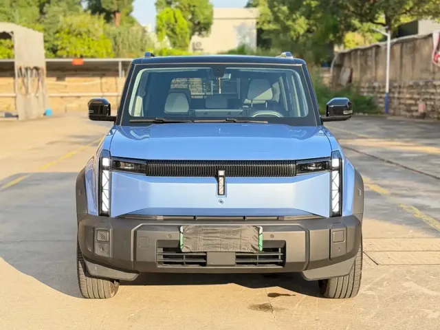 iCAR 03 — Фото автомобиля 2