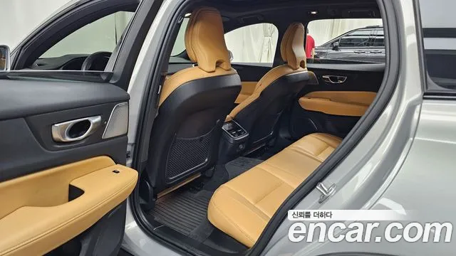 Вольво V60 V60 Cross Country 2 поколение B5 Ultimate AWD — Фото автомобиля 23