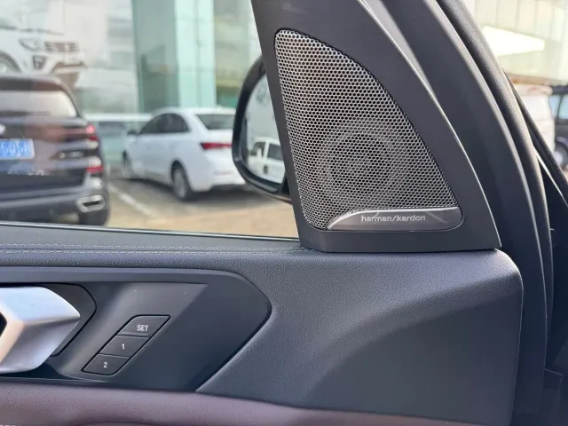 BMW X5 — Фото автомобиля 12