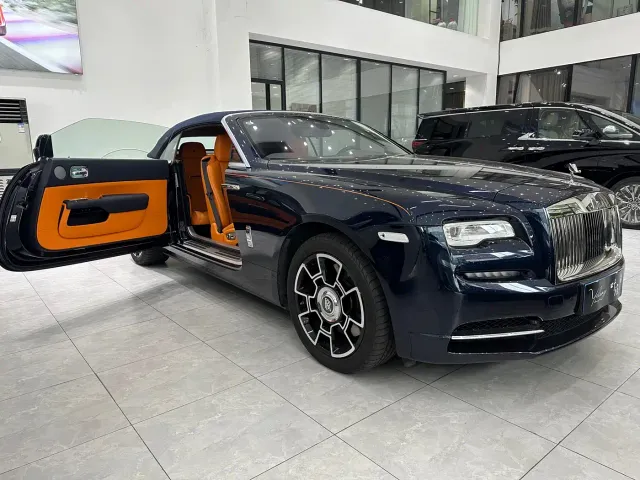 Rolls-Royce Dawn — Фото автомобиля 4