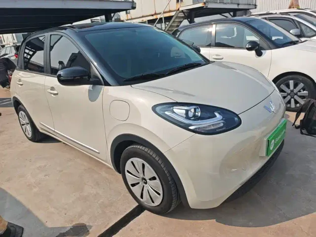 Wuling Bingo — Фото автомобиля 21