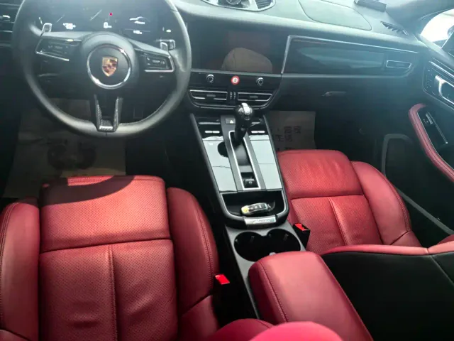 Porsche Macan — Фото автомобиля 6