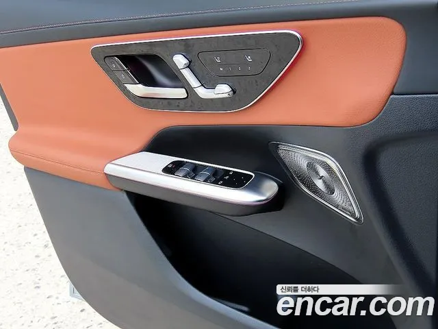 Mercedes-Benz GLC-Class — Фото автомобиля 14