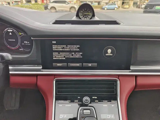 Porsche Panamera — Фото автомобиля 10
