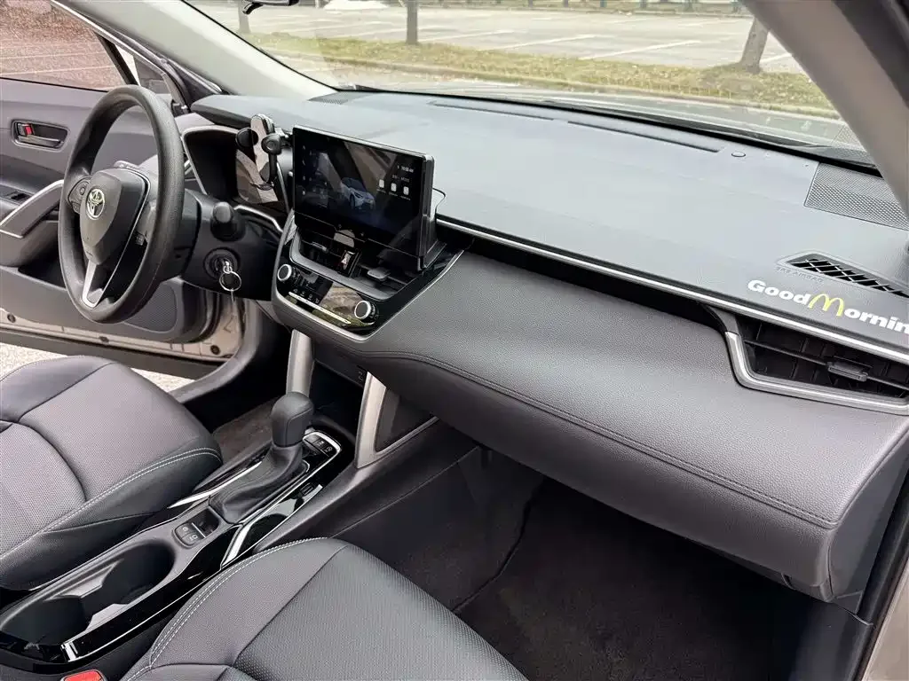 Toyota Frontlander 2024 2.0L CVT Elite Plus Edition — Фото автомобиля 30