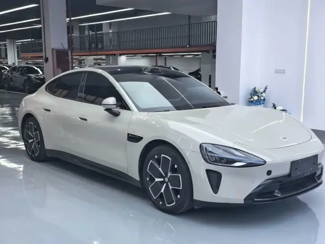 Xiaomi SU7 — Фото автомобиля 3