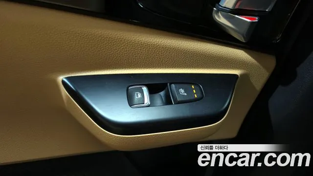 Kia Canival — Фото автомобиля 17
