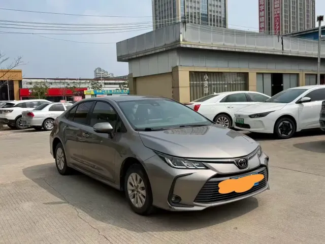 Фотография автомобиля — Toyota Corolla