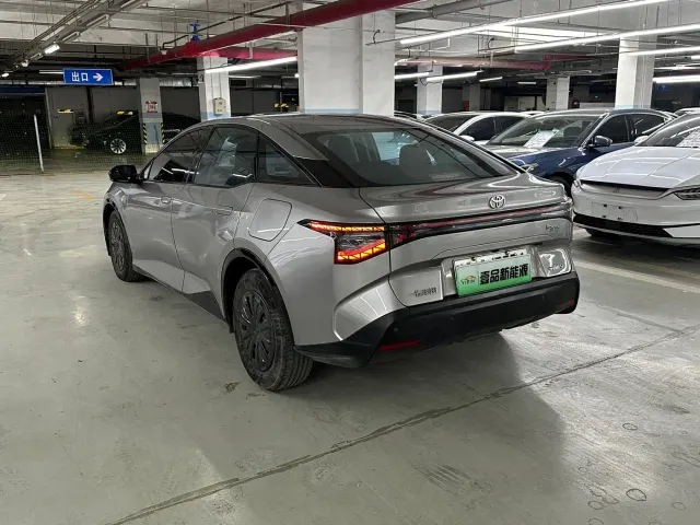 Toyota bZ3 — Фото автомобиля 4
