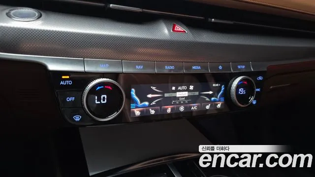 Genesis G80 RG3 — Фото автомобиля 30